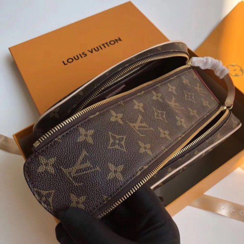 King Size Toiletry Bag Monogram Canvas M47528