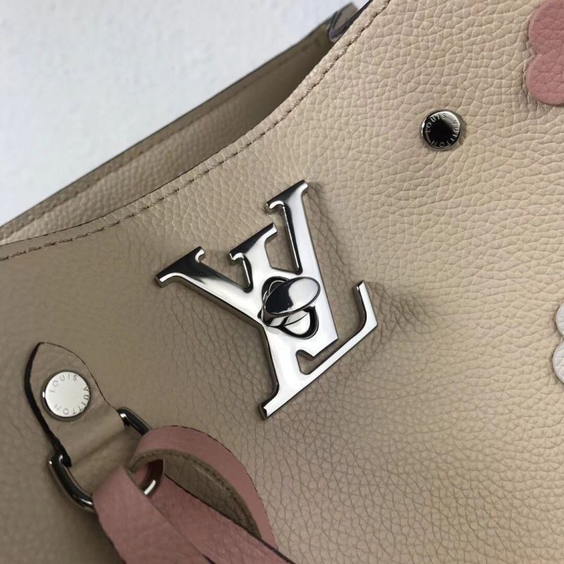 Lockme Bucket Monogram Flower Bag M53081