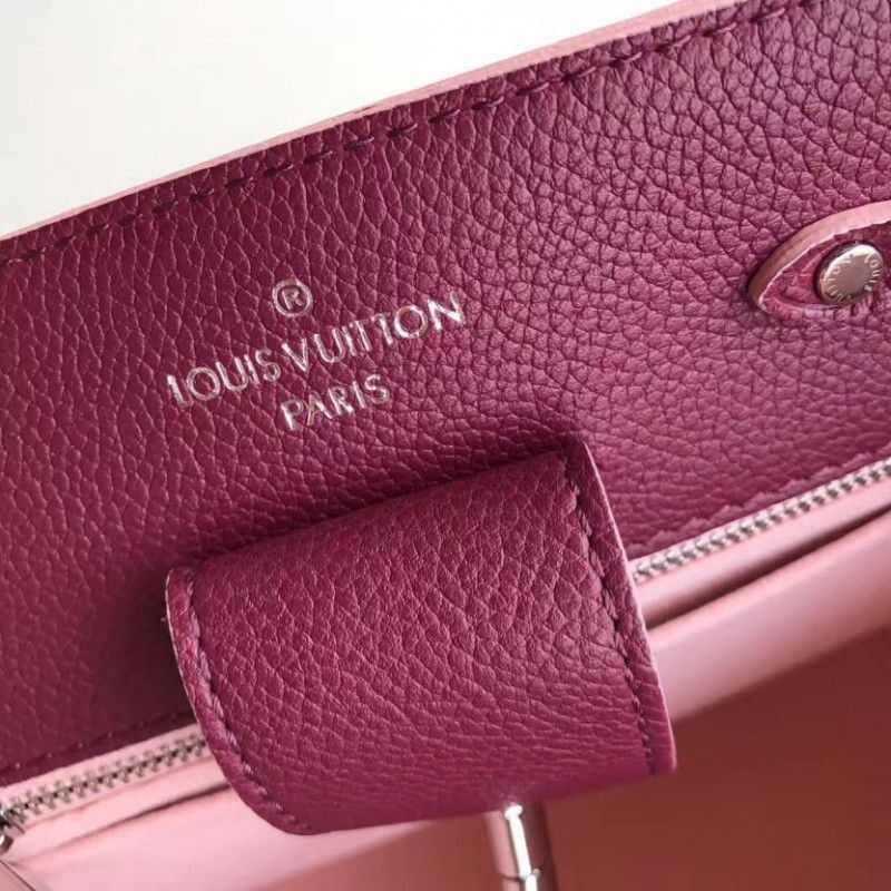 Bordeaux Lockme Bucket Bag M54680