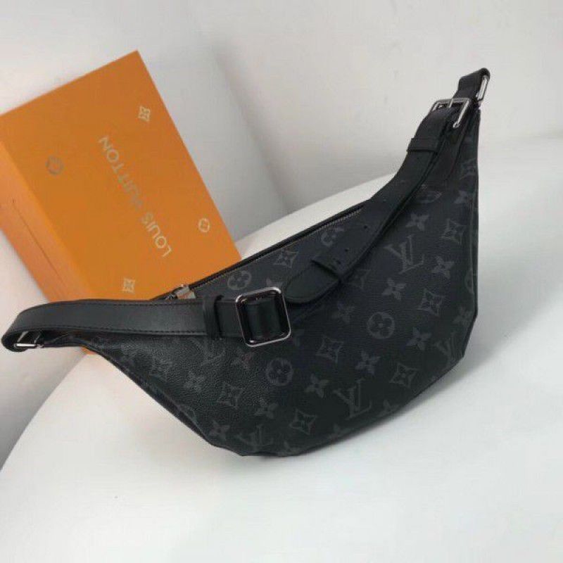 Discovery Bumbag Monogram Eclipse M44336