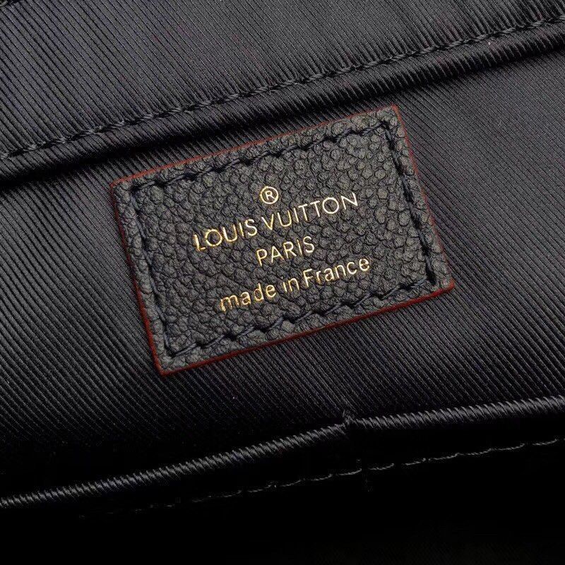 Zipped Handbag PM Monogram Empreinte M43648