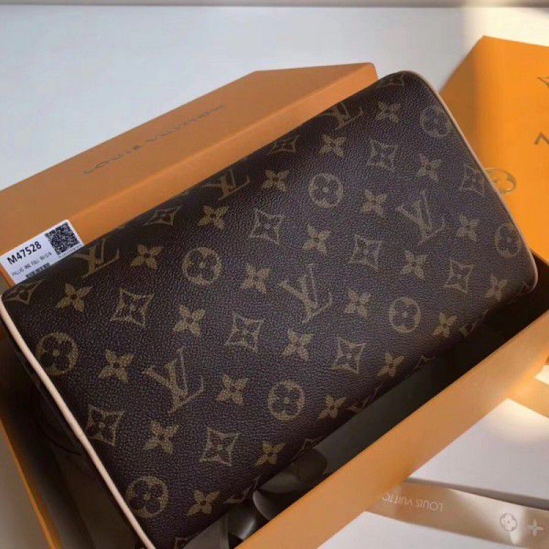 King Size Toiletry Bag Monogram Canvas M47528