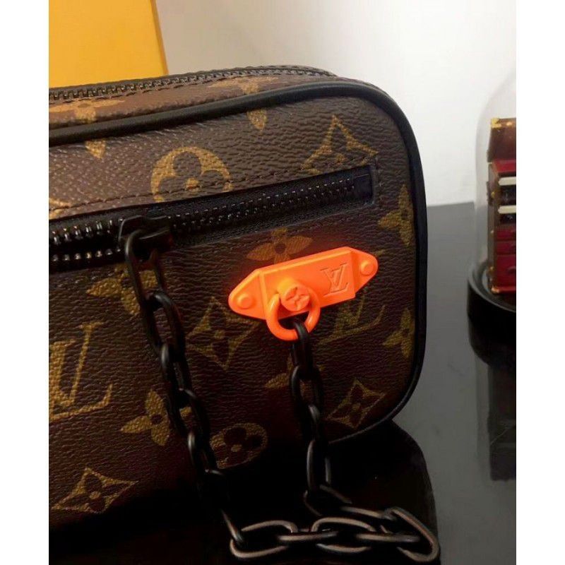 Men Virgil Abhol Chain Clutch M44458 Brown
