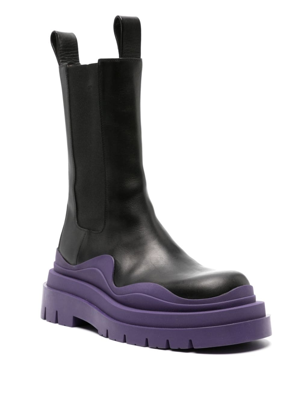 Bo*te*ga ve*ne*ta  tire leather chelsea boots