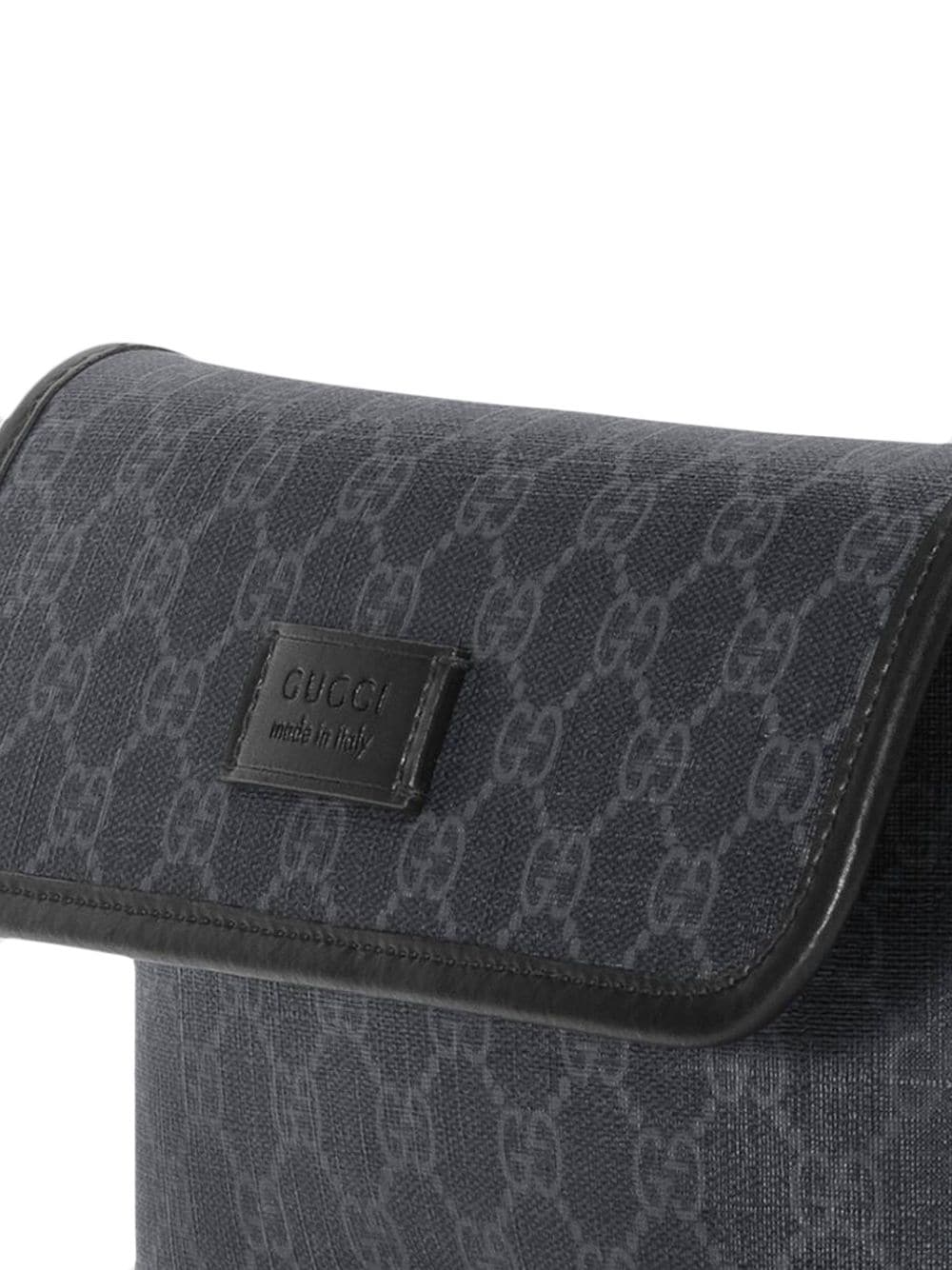 G*u*i gg black belt bag