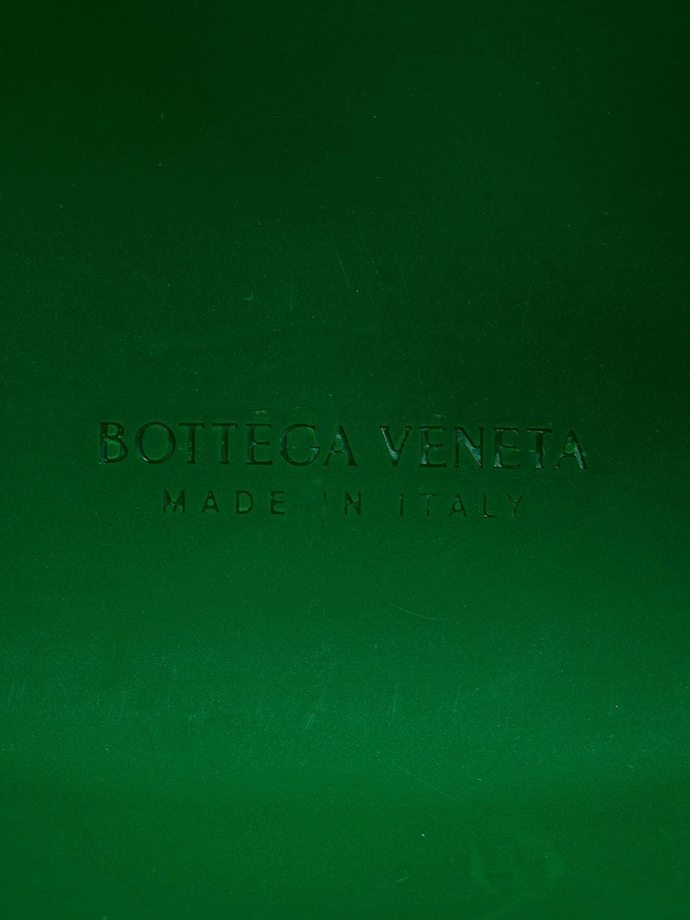 Bo*te*ga ve*ne*ta small punch moulded shoulder bag