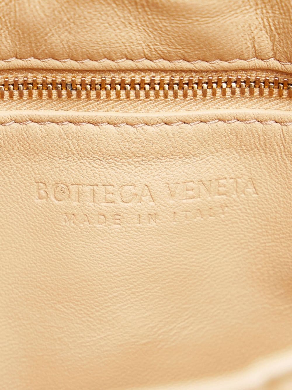 Bo*te*ga ve*ne*ta padded cassette chain two-way bag